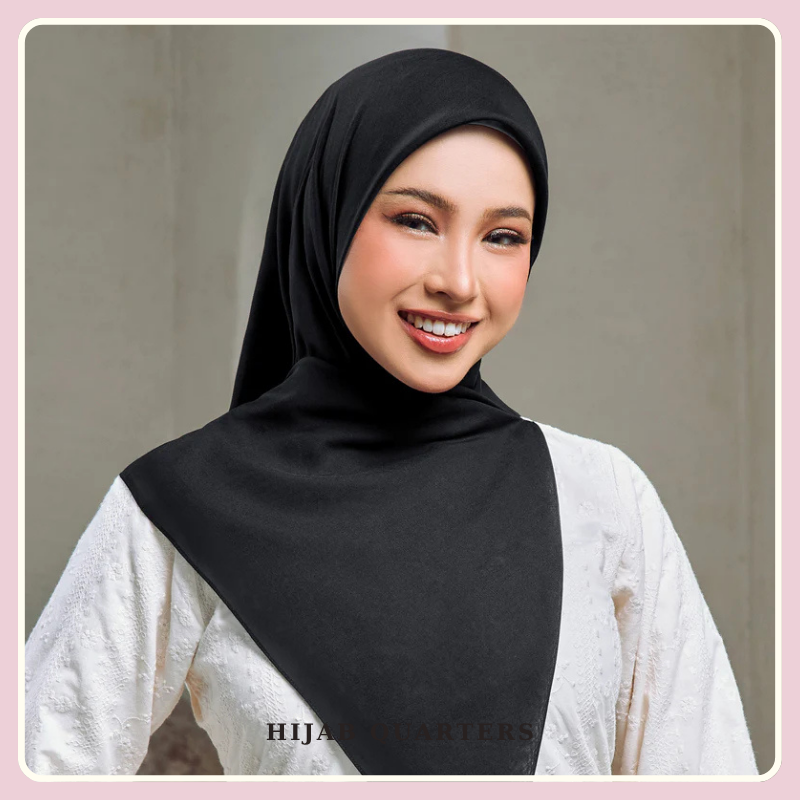 Aaria Collection (Black)